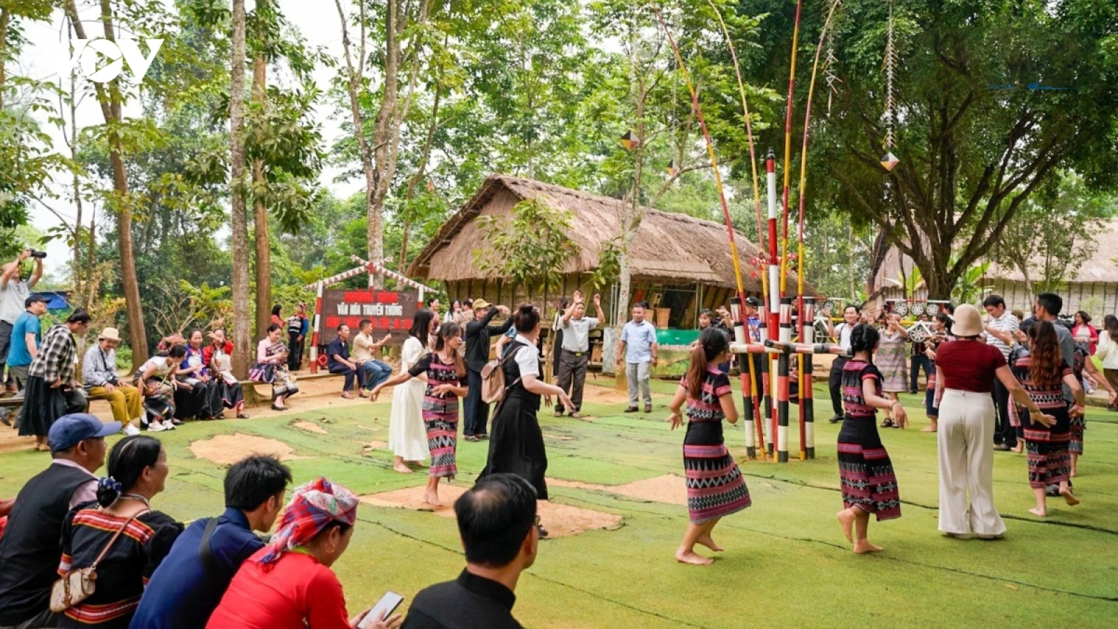Family Day 2026 celebrates Vietnam’s cultural diversity at ethnic village